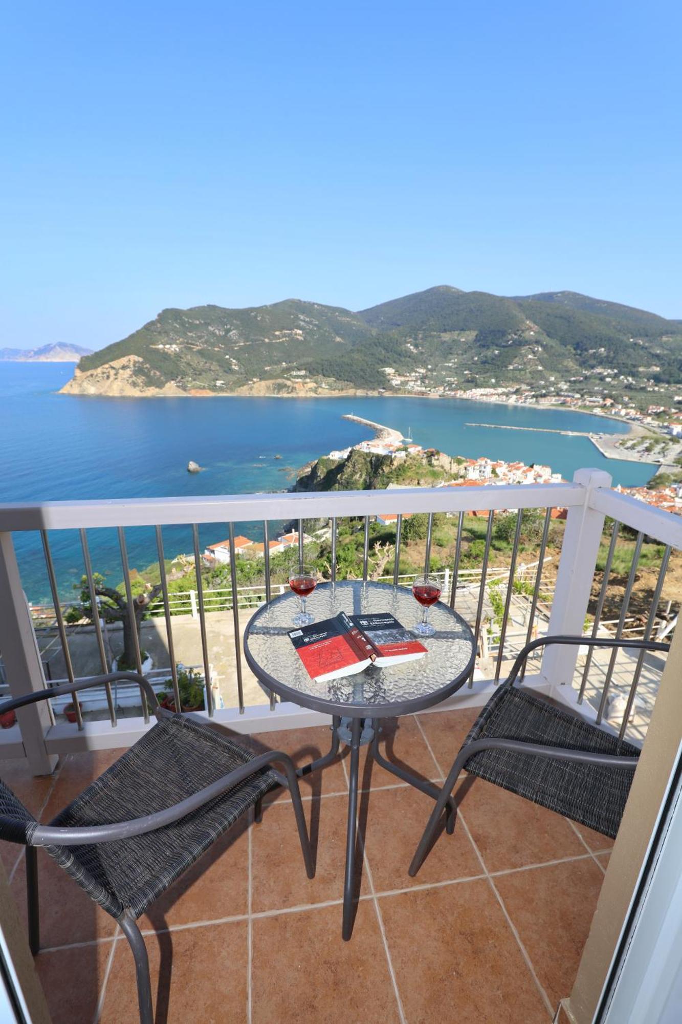 Tsoukalaria Studios Skopelos Town Exterior photo