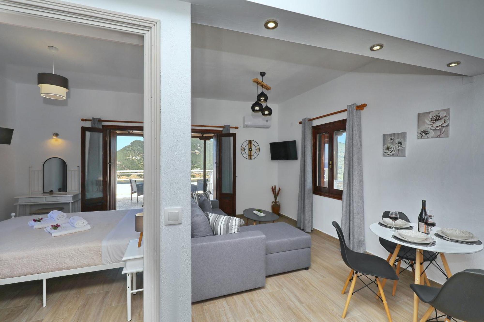 Tsoukalaria Studios Skopelos Town Exterior photo