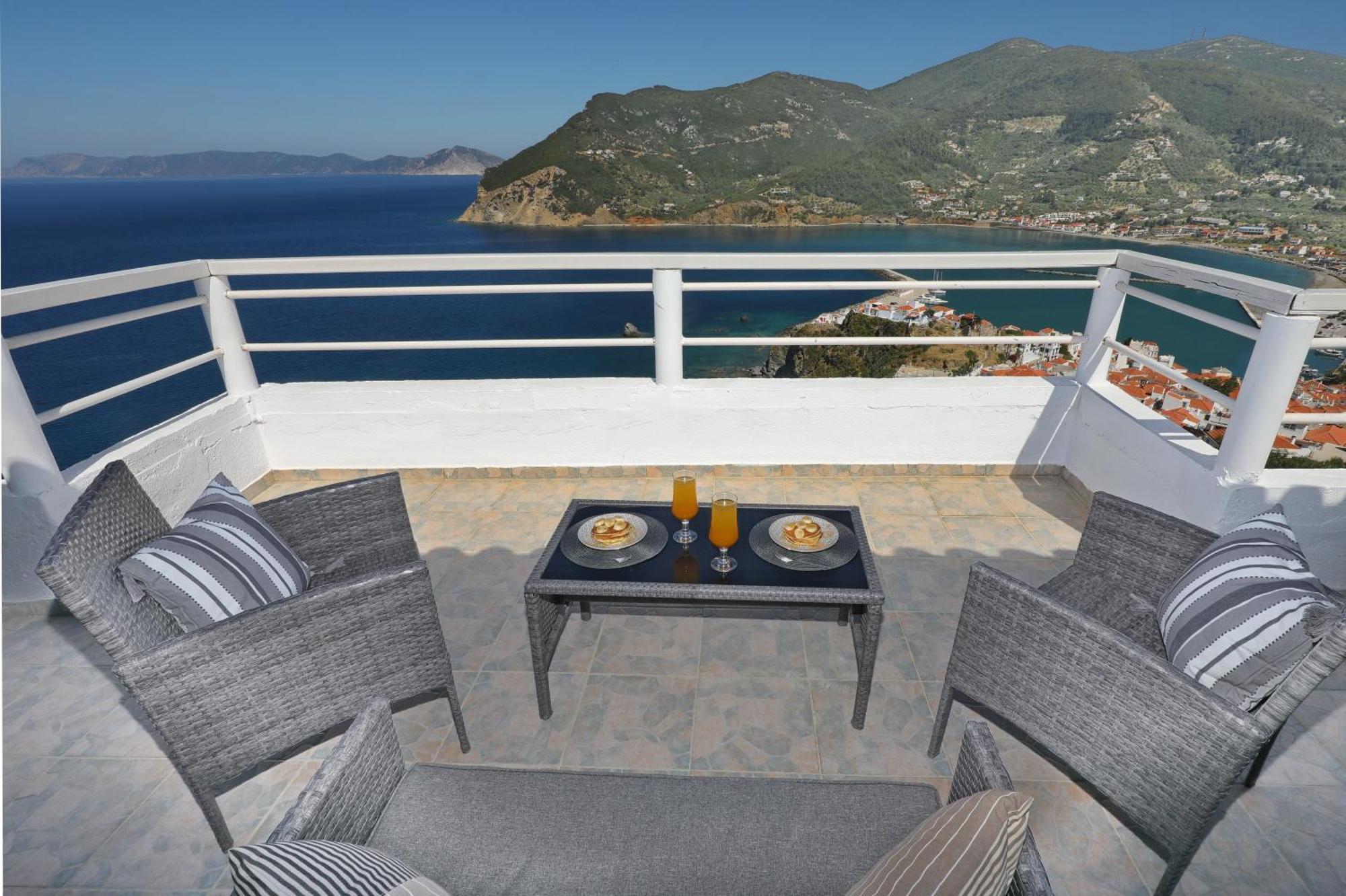 Tsoukalaria Studios Skopelos Town Exterior photo