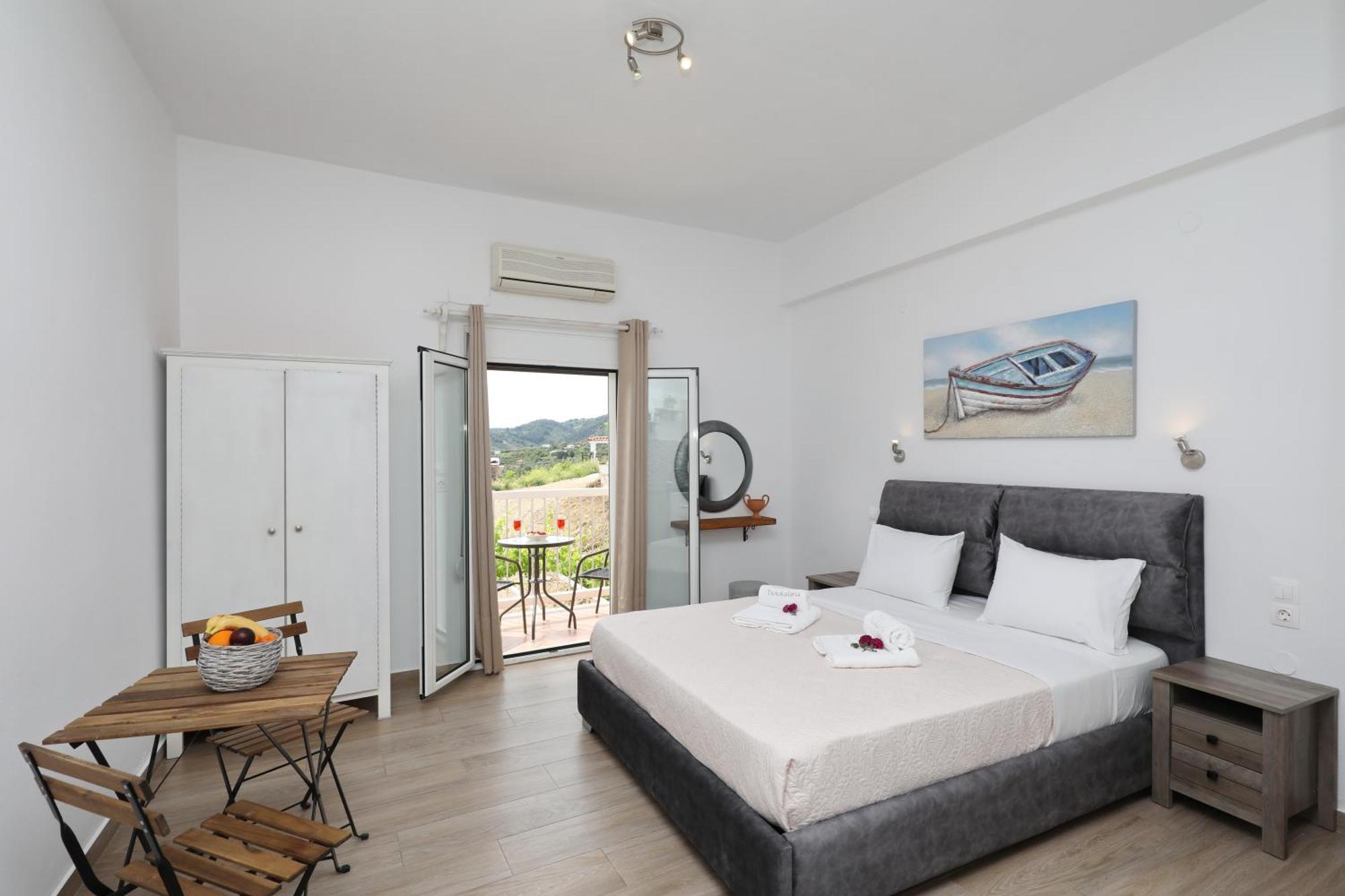 Tsoukalaria Studios Skopelos Town Exterior photo