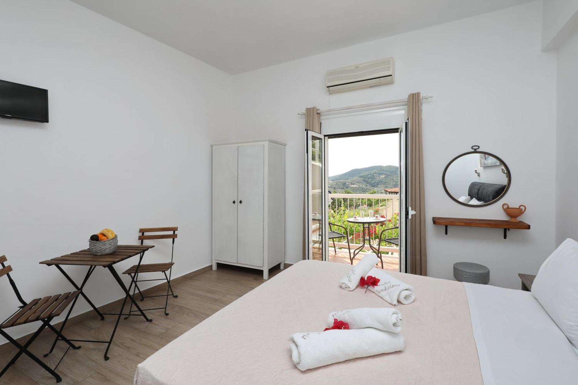 Tsoukalaria Studios Skopelos Town Exterior photo