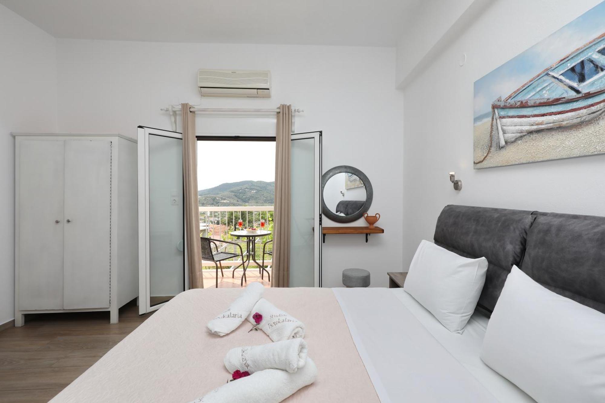 Tsoukalaria Studios Skopelos Town Exterior photo