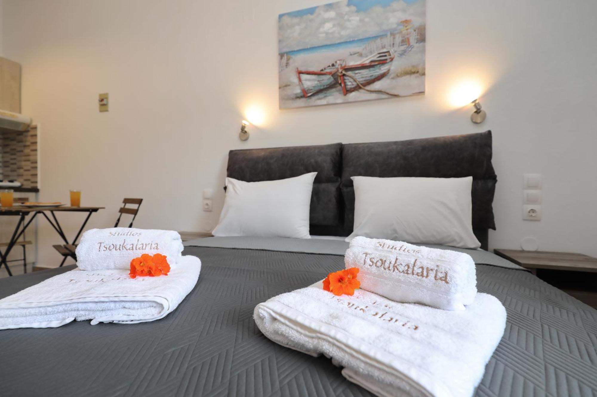 Tsoukalaria Studios Skopelos Town Exterior photo